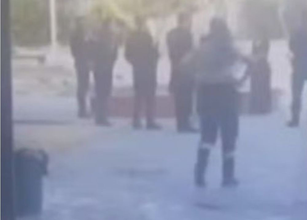 Mulher é detida após agredir filho de 9 anos com pedaço de madeira em Fortaleza