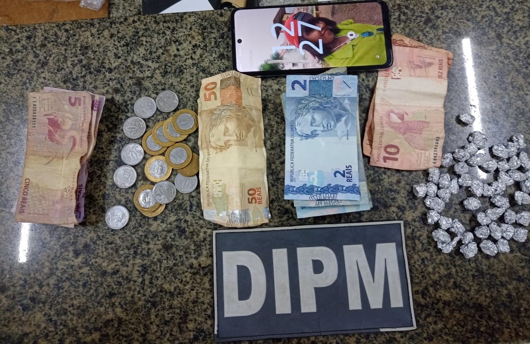 Mulher é presa com drogas dentro de bolsa no bairro Piauí, em Parnaíba