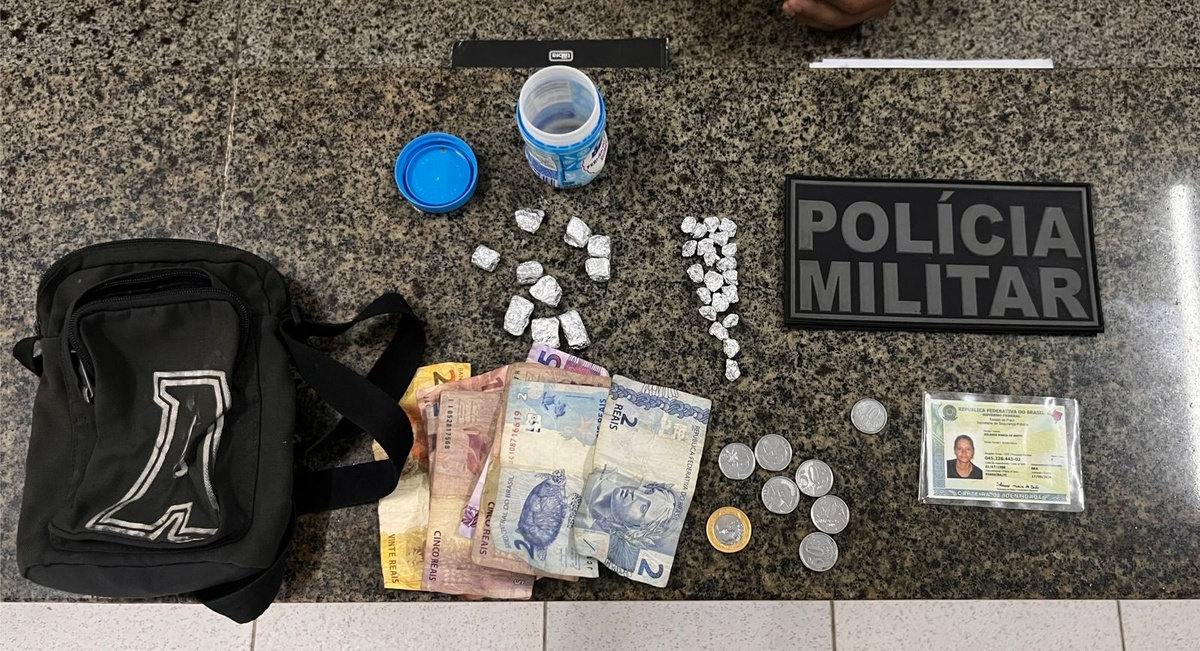 Mulher é presa com drogas em terreno usado para tráfico em Parnaíba