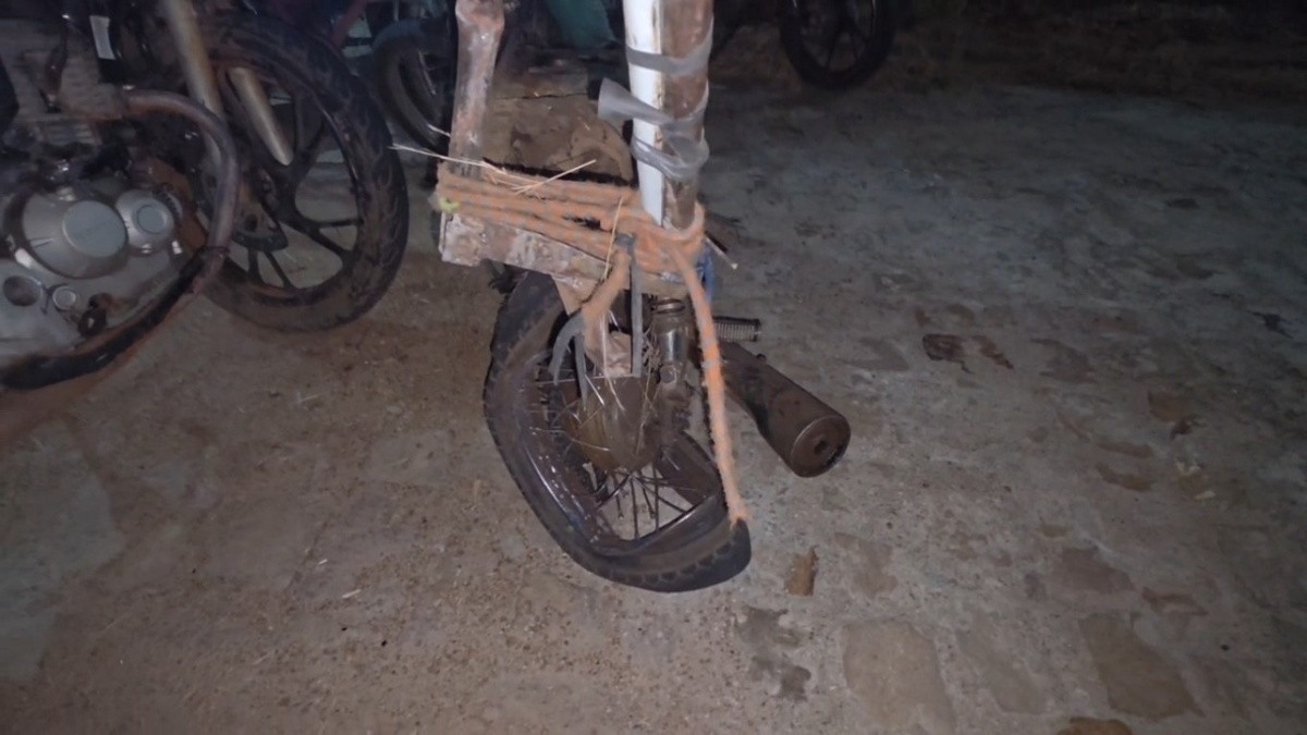 Mulher sofre fratura exposta após colisão entre carro e moto em Campo Maior