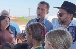 No dia do professor, prefeito de Paulistana anuncia grandes obras para educação (Foto: Reprodução) No dia do professor, prefeito de Paulistana anuncia grandes obras para educação (Foto: Reprodução)