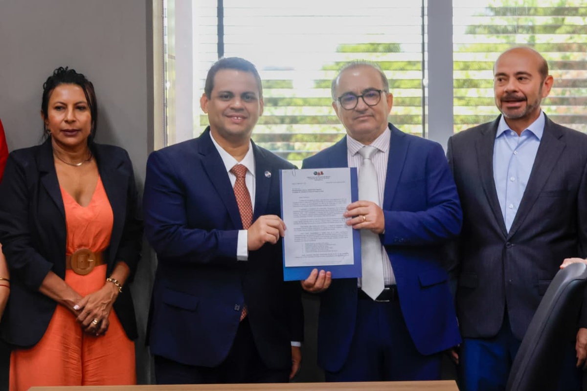 OAB entrega lista sêxtupla ao TJ-PI e presidente definirá data da lista tríplice