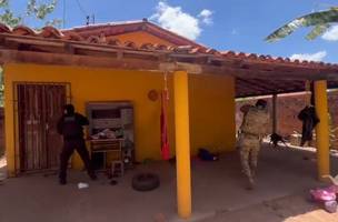 Operação 'Boca Fechada' prende quatro pessoas e apreende drogas em José de Freitas (Foto: Reprodução)