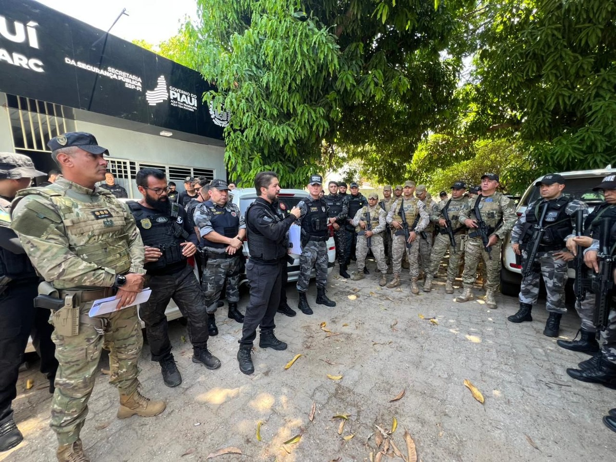 Operação 'Boca Fechada' prende quatro pessoas e apreende drogas em José de Freitas