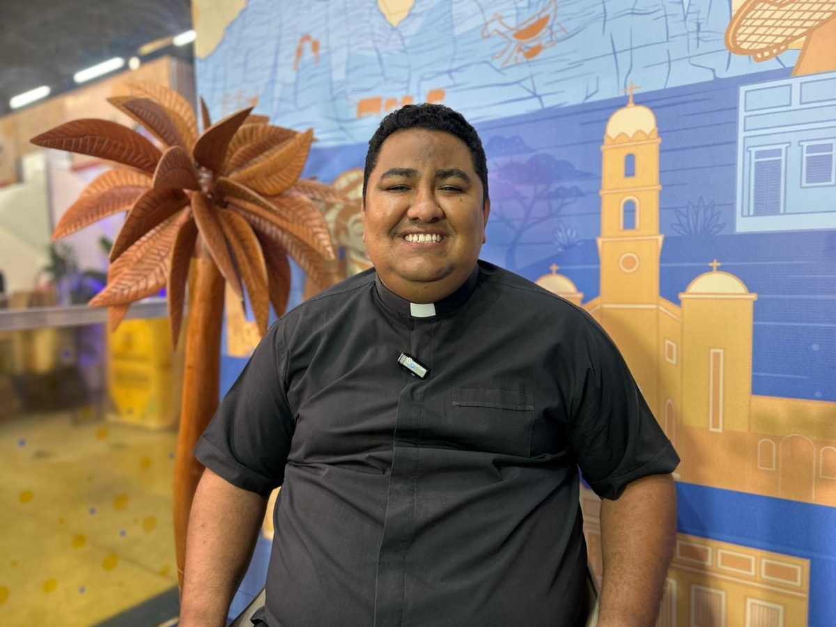 Padre Neto Rêgo destaca fé e fortalecimento das cidades na Feira dos Municípios