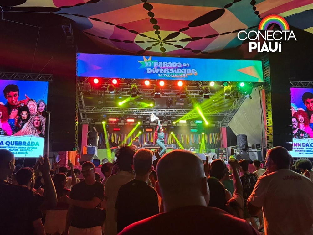 Parada da Diversidade ocupa Centro de Teresina com foco em democracia e inclusão