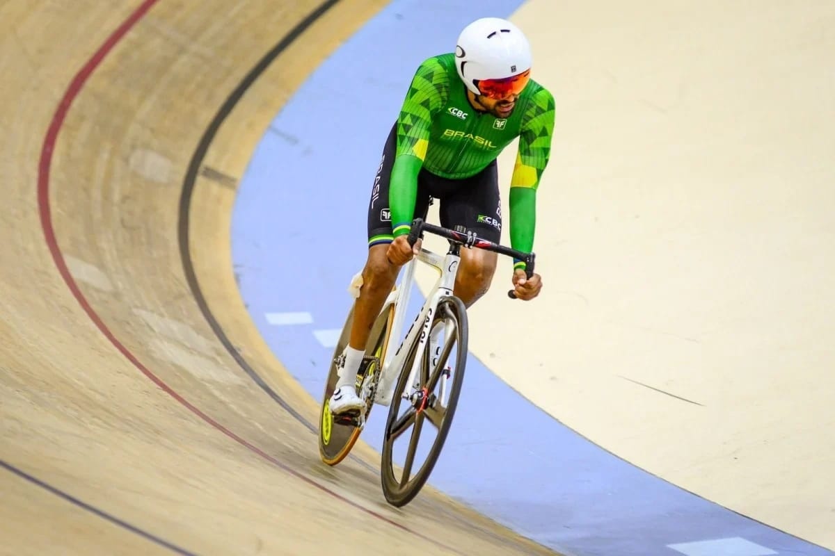 Piauiense Eduardo Hipólito faz história com 5º lugar no Mundial de Paraciclismo