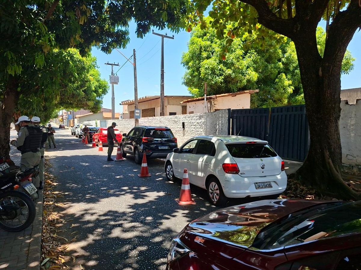 Polícia Militar prende dez pessoas durante operação de trânsito em Teresina