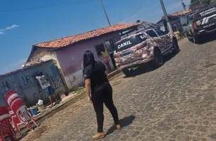 Polícia prende duas mulheres por tráfico durante operação no Cais de Floriano (Foto: Divulgação/Polícia Civil)