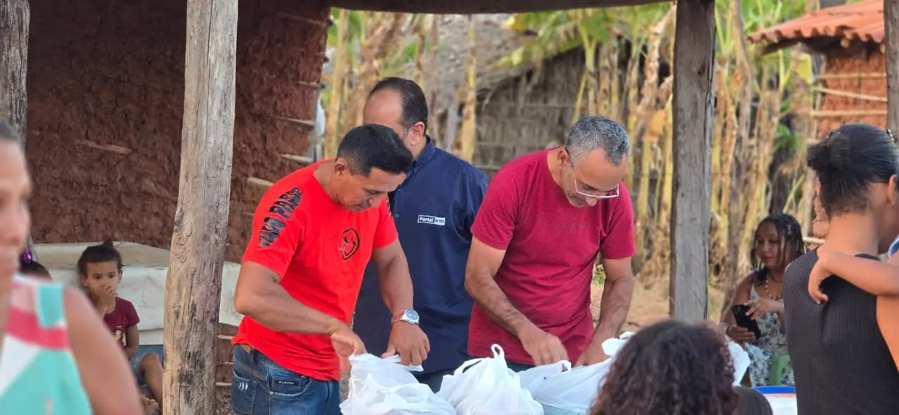 Portais Conecta Piauí e R10 realizam  ação social em comunidade carente de Nazária