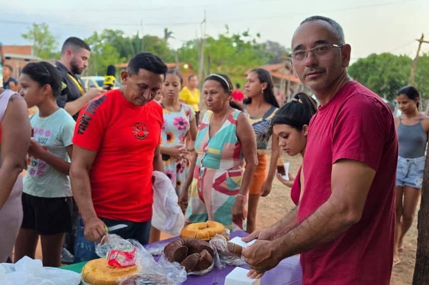 Portais Conecta Piauí e R10 realizam ação social em comunidade carente de Nazária Portais Conecta Piauí e R10 realizam ação social em comunidade carente de Nazária