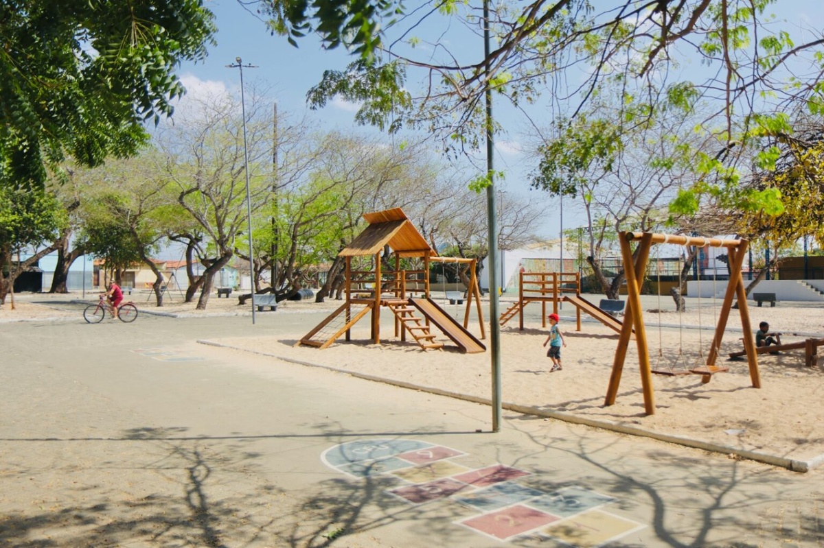 Praça do Renascença I é revitalizada e ganha nova estrutura de lazer