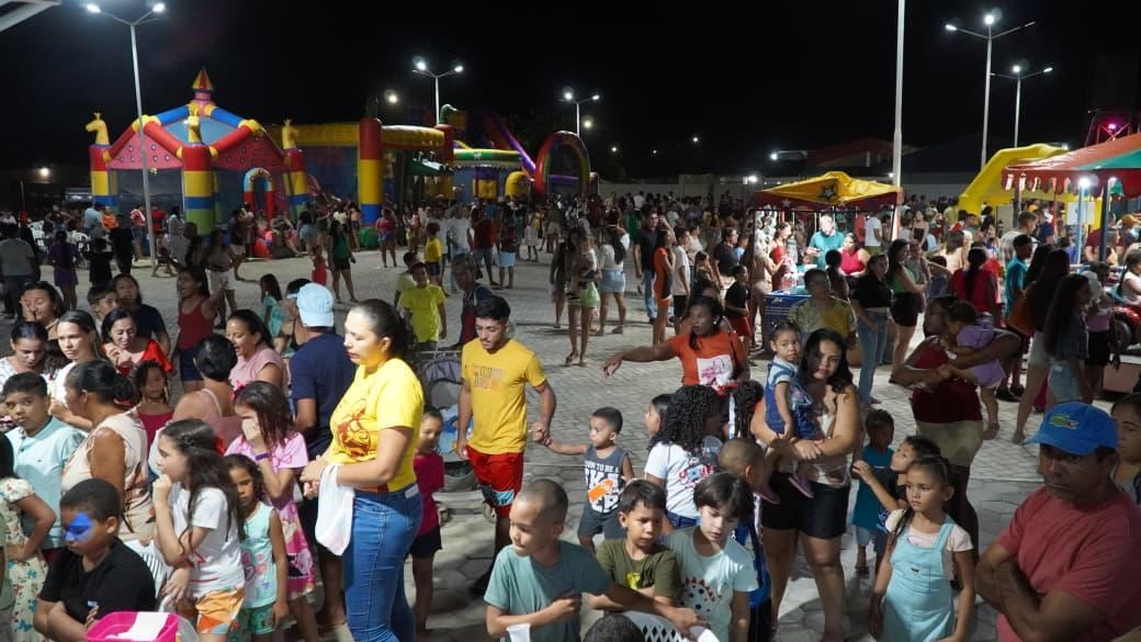 Prefeitura de Cristino Castro realiza festa em comemoração ao Dia das Crianças