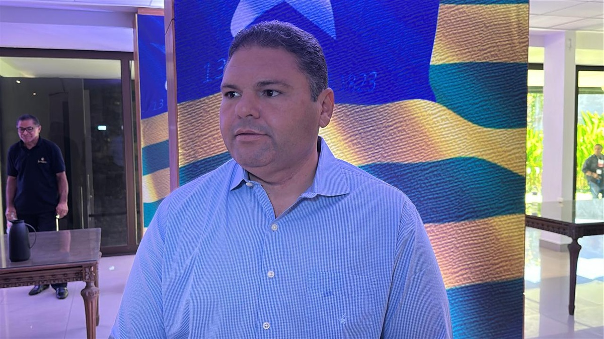 Presidente da APPM e prefeito de São José do Piauí Admaelton Bezerra