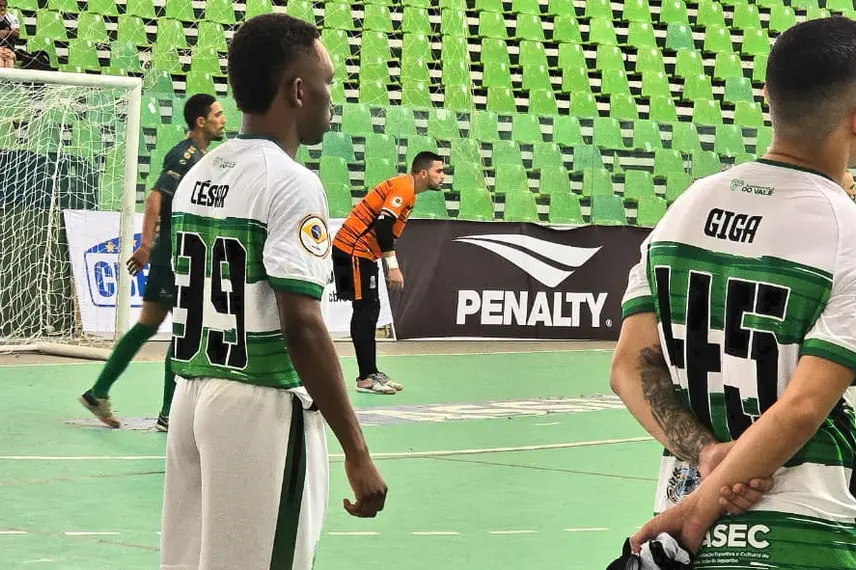 Primeiro dia da Copa Nordeste de Futsal agita a Arena Verdão