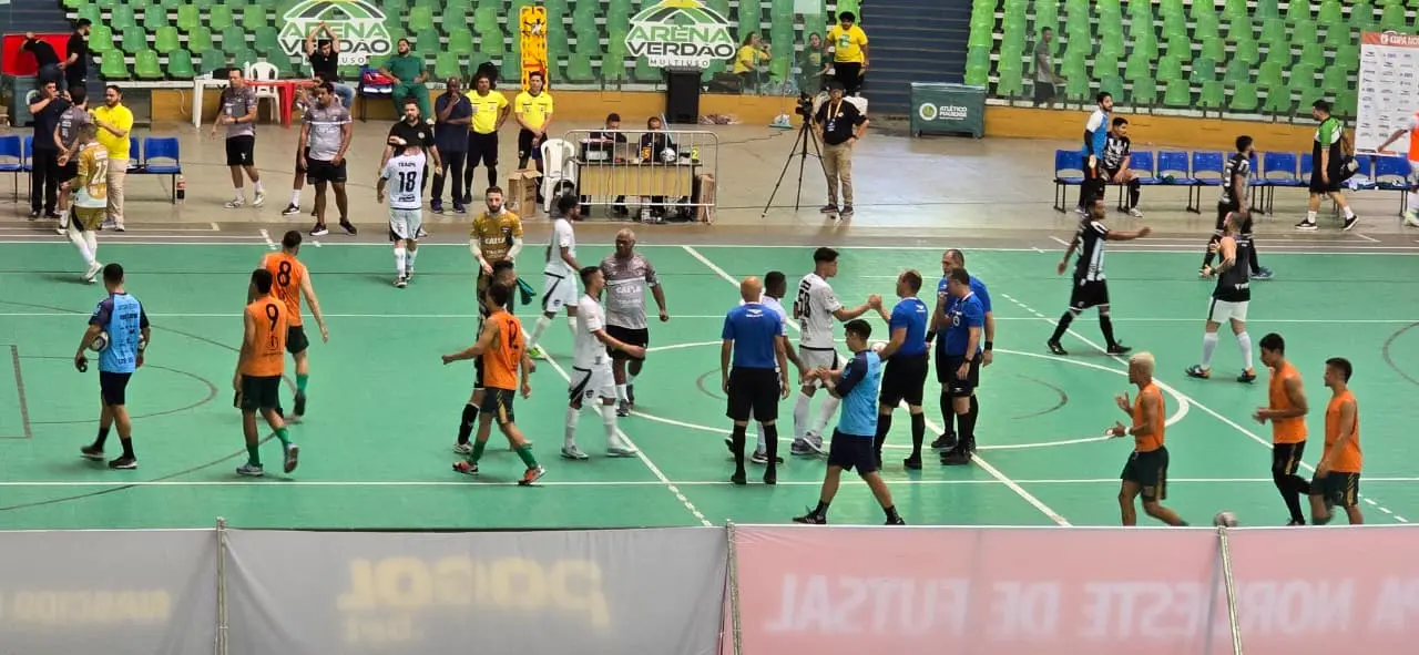 Primeiro dia da Copa Nordeste de Futsal agita a Arena Verdão