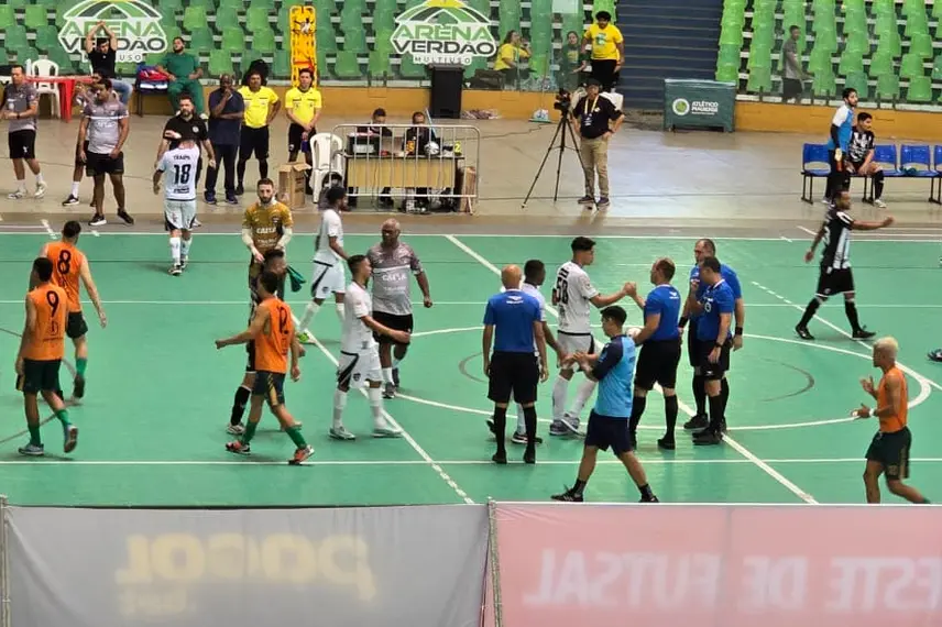 Primeiro dia da Copa Nordeste de Futsal agita a Arena Verdão