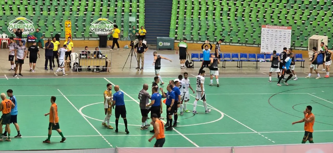 Primeiro dia da Copa Nordeste de Futsal agita a Arena Verdão