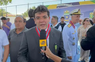 Rafael Fonteles é condecorado com a mais alta honraria da Marinha do Brasil (Foto: Conecta Piauí)