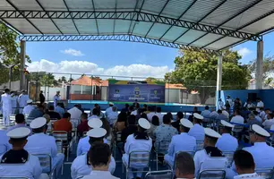 Rafael Fonteles é condecorado com a mais alta honraria da Marinha do Brasil (Foto: Maria Clara/Conecta Piauí)