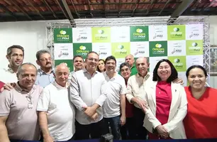 Rafael Fonteles entrega títulos e reforça ações contra seca durante agenda em Oeiras (Foto: Portal Conecta Píaui)