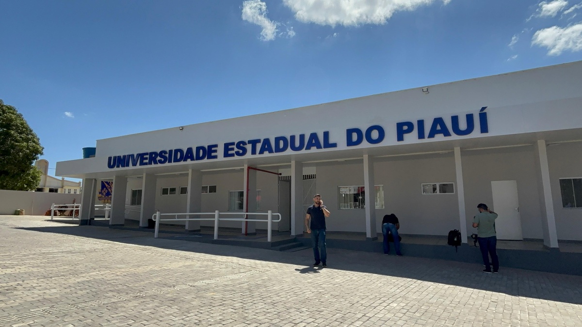 Rafael Fonteles inaugura obras e anuncia novos investimentos em Bom Jesus