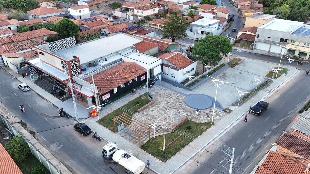 Rafael Fonteles inaugura obras e anuncia novos investimentos em Bom Jesus