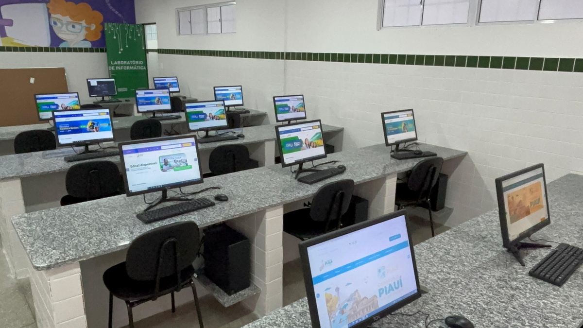 Rafael Fonteles inaugura obras e anuncia novos investimentos em Bom Jesus