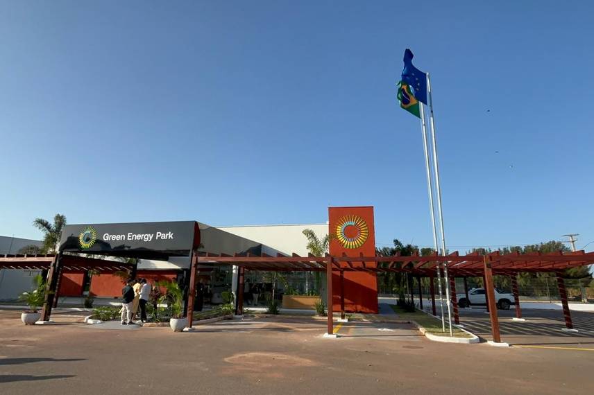 Rafael Fonteles inaugura revitalização da Lagoa do Bebedouro e escritório da Green Energy Park em Parnaíba Rafael Fonteles inaugura revitalização da Lagoa do Bebedouro e escritório da Green Energy Park em Parnaíba