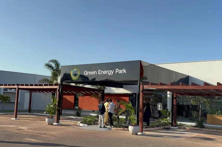 Rafael Fonteles inaugura revitalização da Lagoa do Bebedouro e escritório da Green Energy Park em Parnaíba