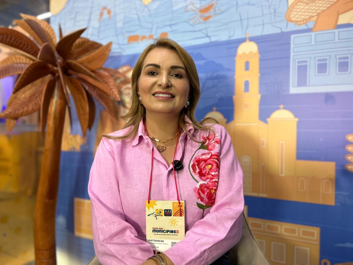 Secretária de Turismo de São Raimundo Nonato destaca ações na Feira dos Municípios