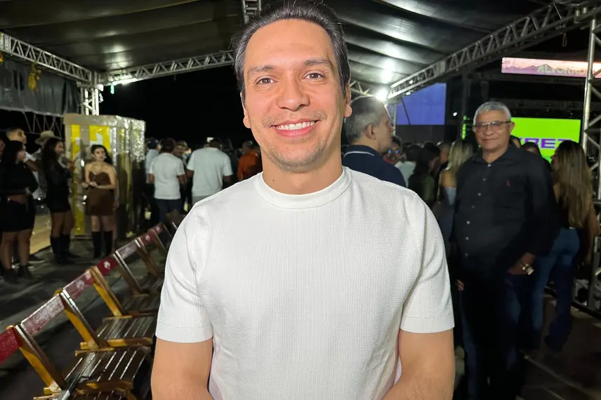 Segundo dia da ExpoAG agita Alvorada do Gurguéia com show de Natanzinho Lima