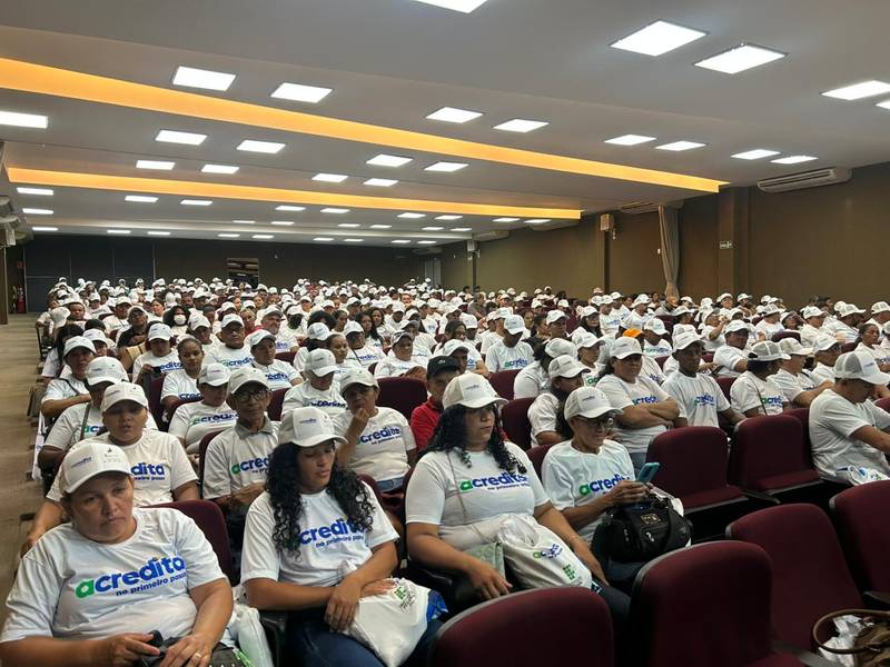 Wellington Dias lança projeto de fortalecimento da agricultura familiar em Teresina