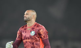 Weverton está fora da partida contra o Flamengo (Foto: Thiago Ribeiro/AGIF)