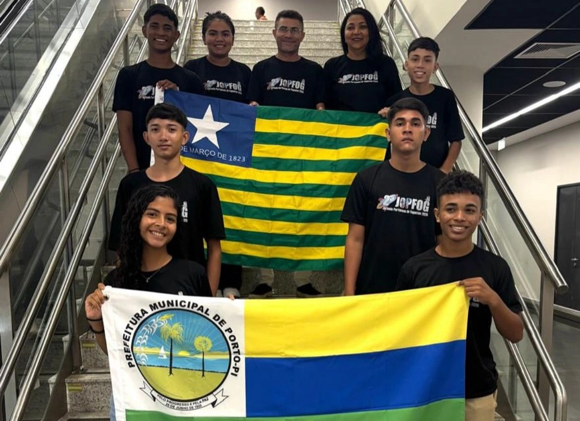 Alunos de Porto participam da Olimpíada Brasileira de Foguetes no Rio de Janeiro