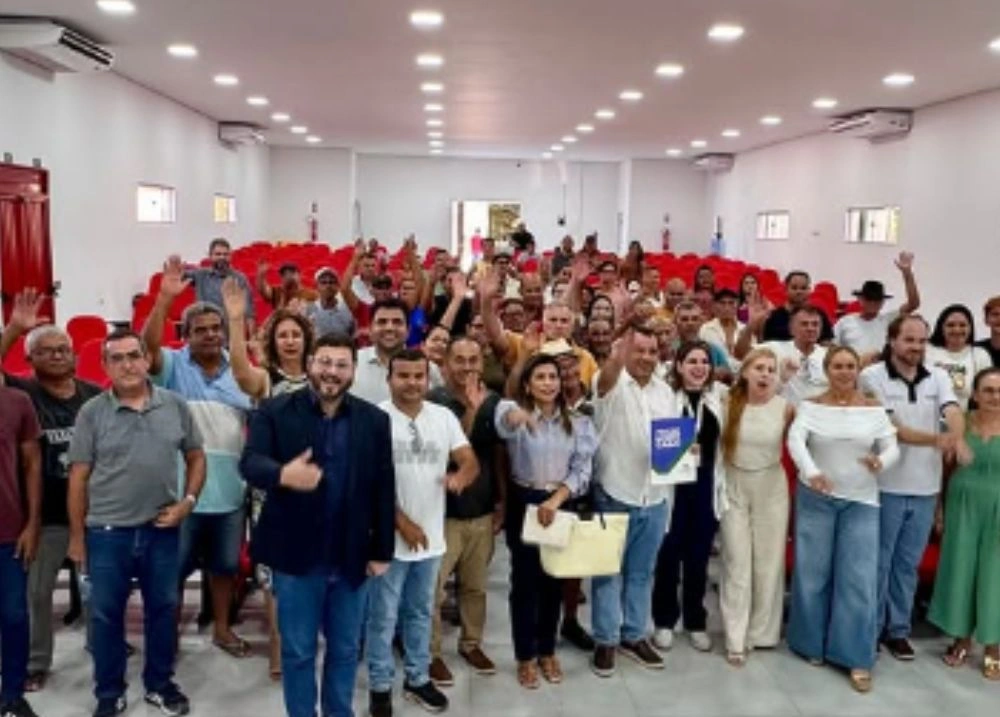 Anísio de Abreu realiza audiência pública voltada para regularização fundiária