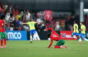 Baha (Marrocos) se desespera e Dell comemora gol do Brasil Mundial sub-17 2025 Fifa (Foto: Mohamed Farag/ FIFA)