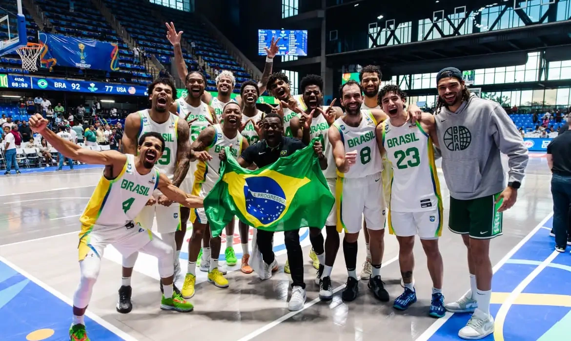 Brasil estreia nas eliminatórias do Mundial de basquete