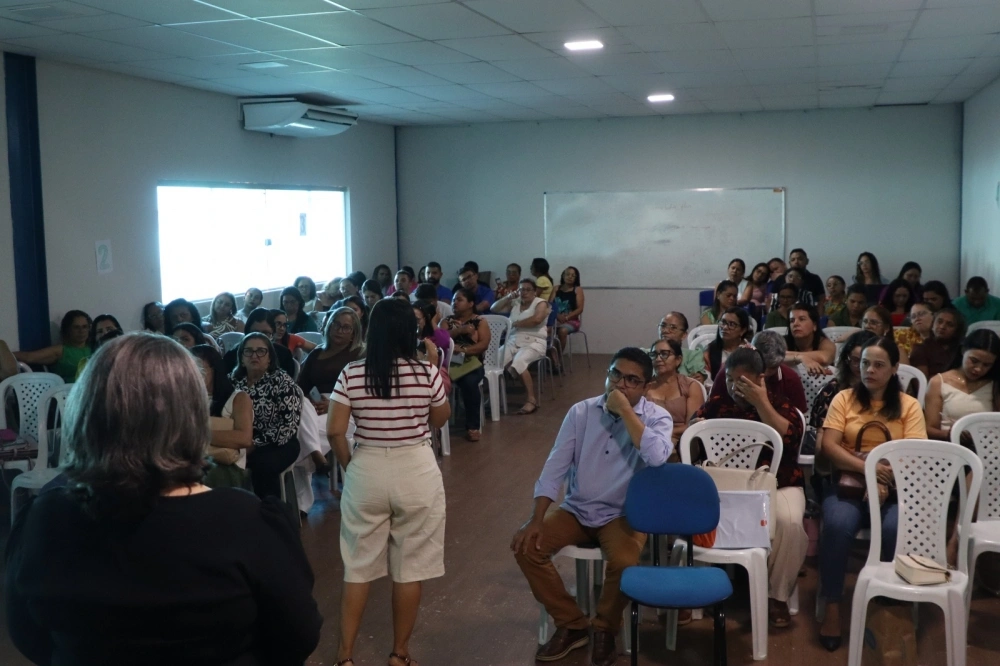 Café com Gestores fortalece rede de ensino em Parnarama
