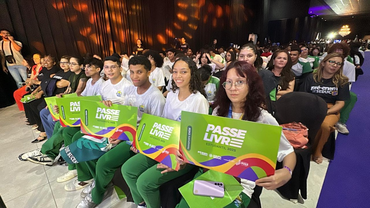 Cerca de mil estudantes compareceram ao evento