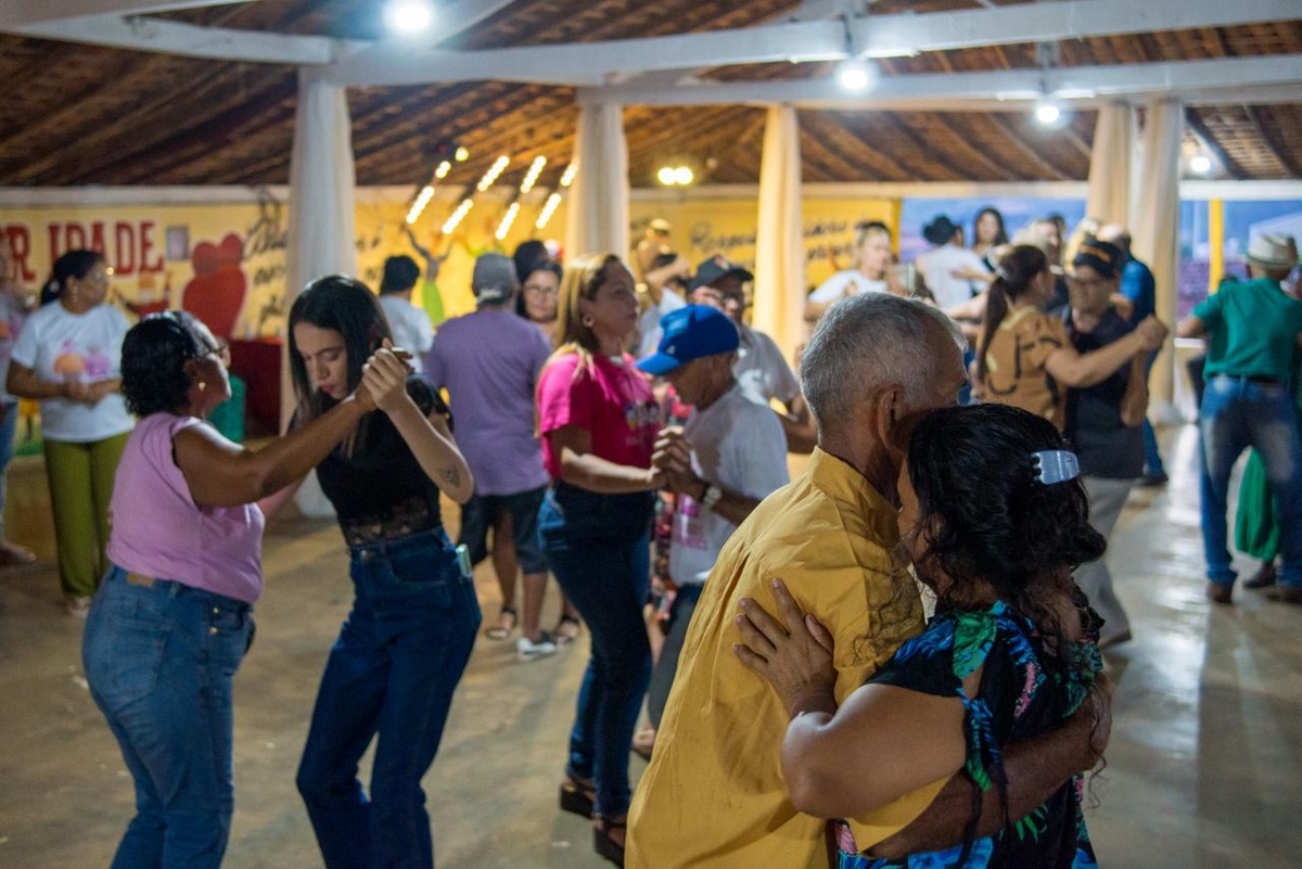 Com entrega de obras em Luzilândia, prefeita encerra ações do Governo Itinerante