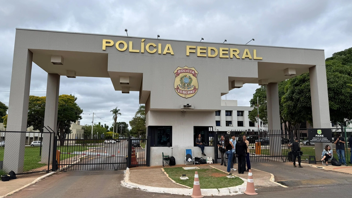 Confira o que diz a decisão que levou Bolsonaro à prisão preventiva