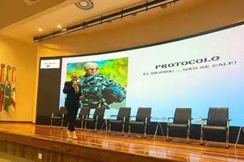 Coronel Elizete palestra no 9º Congresso de Mulheres na Polícia em Florianópolis