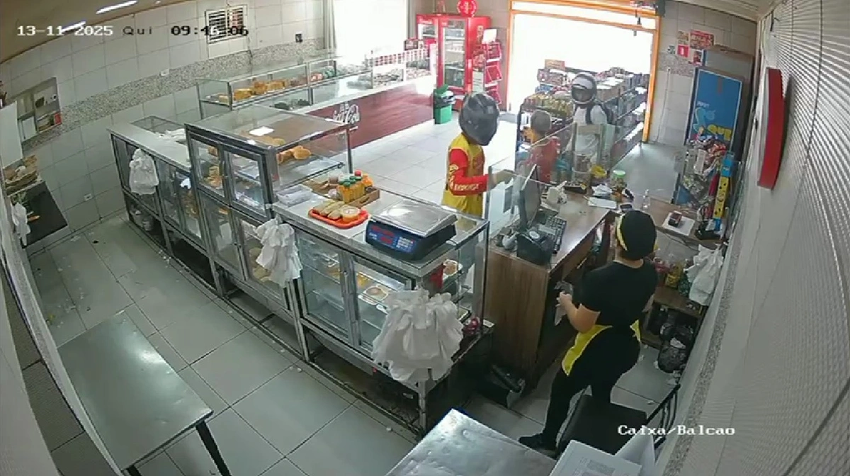 Criminosos assaltam padaria e fazem funcionários reféns na zona Sul de Teresina
