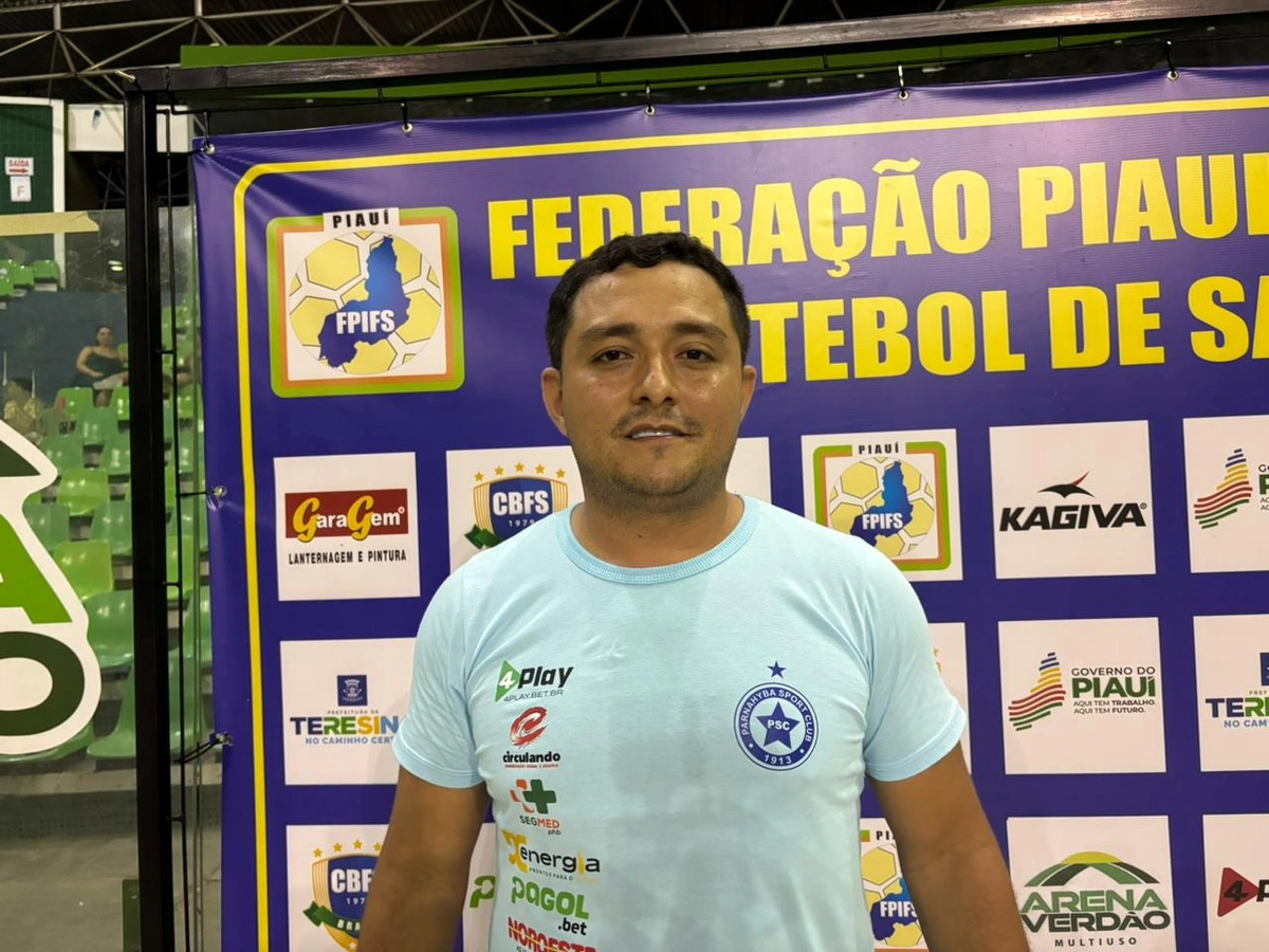 Davi Pascoal, treinador do Parnahyba Futsal, assume reconstrução após derrota na estréia do estadual para o Campo Largo