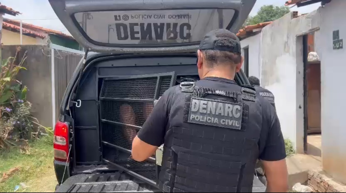 DENARC prende mais de dez pessoas em ação contra o PCC em Teresina