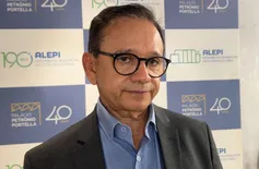 Dr. Hélio nega 'assédio' de partidos da base e menciona convite de filiação ao PV