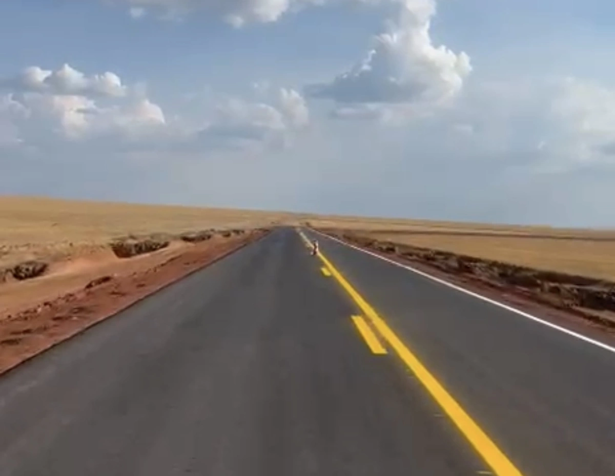 DER entrega 320 km de asfalto na Transcerrados e avança para reta final das obras