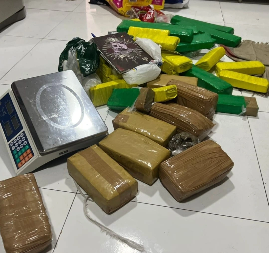 Desarticulação de laboratório de drogas em Teresina