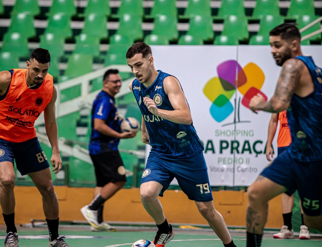 Equipe viaja na madrugada de sexta (28) para a partida de volta no Alagoas